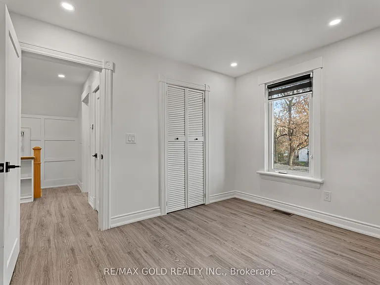 59 David St — Photo 17