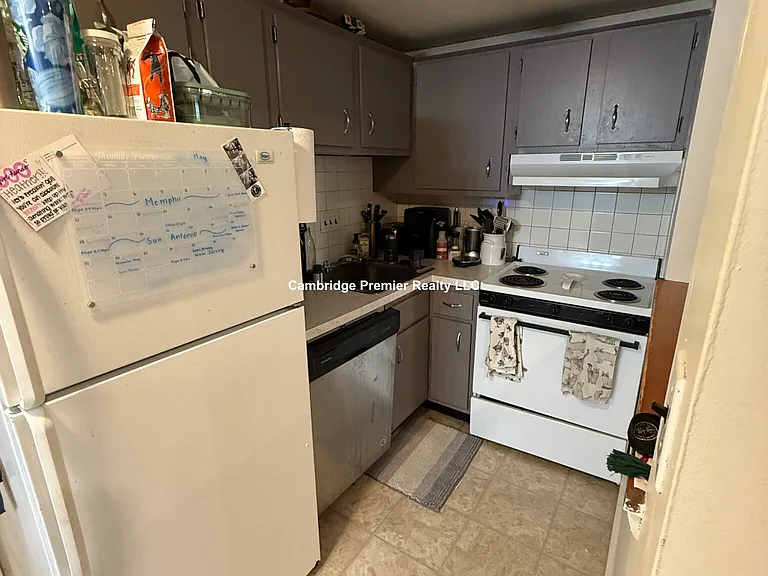102 Alpine St #8 — Photo 6
