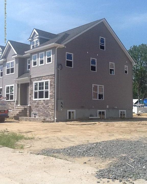 1st image of 12 Clover St