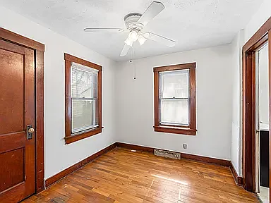 805 Sheridan St — Photo 9