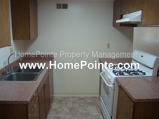 4th image of 9073 Tuolumne Dr