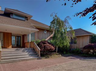 7 Tuthill Point Farm Rd, East Moriches, NY 11940