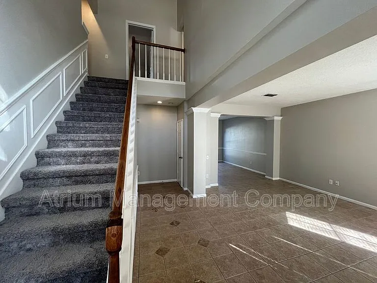 1891 Valley Wood Way — Photo 2