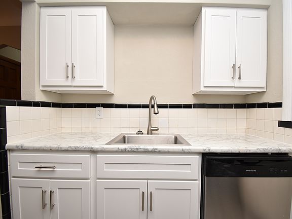 5th image of 6360 Bancroft Ave Floor 1