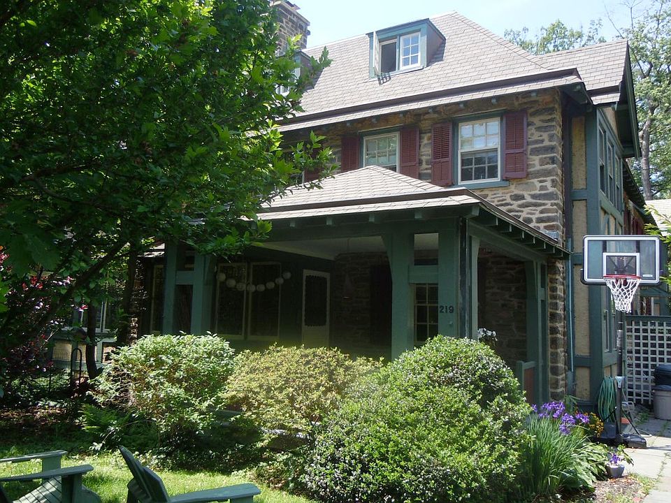 1st image of 219 W Mount Airy Ave