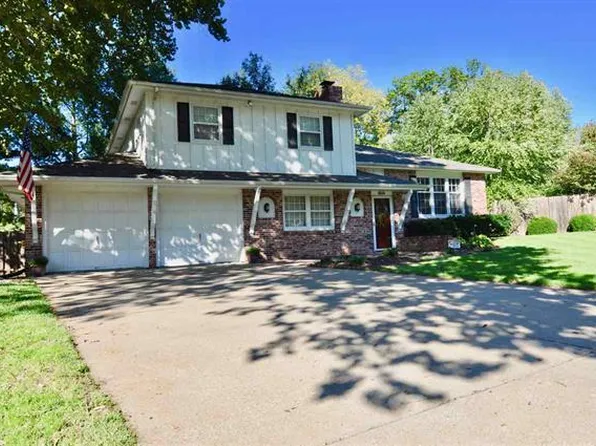 1624 Baltimore Ter, Manhattan, KS 66502