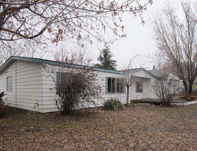 1st image of 620 S Iowa Ave