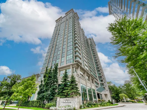 17 Anndale Dr #308, Toronto, ON M2N 2W7