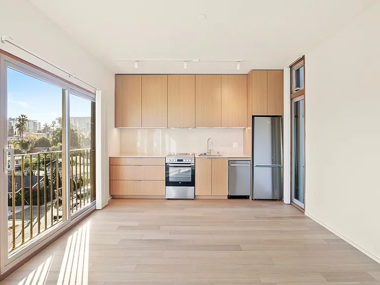 Fora — Photo 7