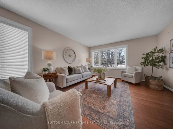 48 Cedartree Ln, Kawartha Lakes, ON K0M 1A0