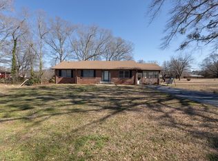 105 Oak St, Duncan, SC 29334