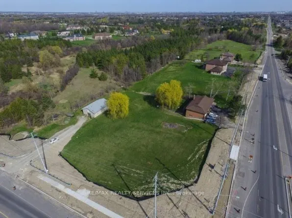 10973 Goreway Dr, Brampton, ON L6P 0N1