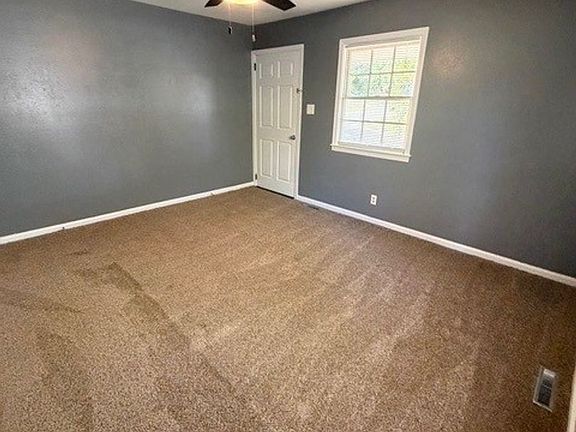 5th image of 602 Taggart Ave #602B