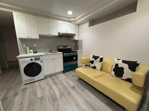 2783 W 20th Ave, Vancouver, BC V6L 1H1