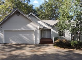 10961 Lower Circle Dr, Grass Valley, CA 95949