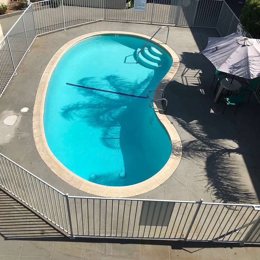 Mountair Apartments — Photo 1