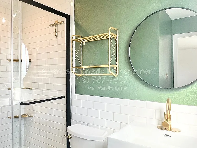 514 Catalina Dr — Photo 14