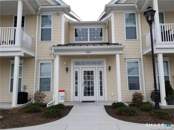 424 Center Meadow Lane #424, Danbury, CT 06810