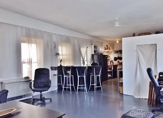 Rented by City Connections Realty | media 8