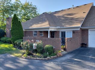 504 Eastgate Village Wynde, Louisville, KY 40223