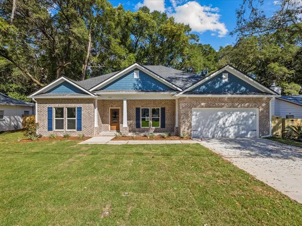 312 Ohio Ave, Valparaiso, FL 32580