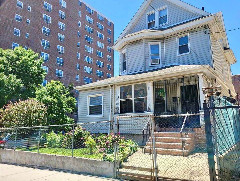 2nd image of 8824 170th Street