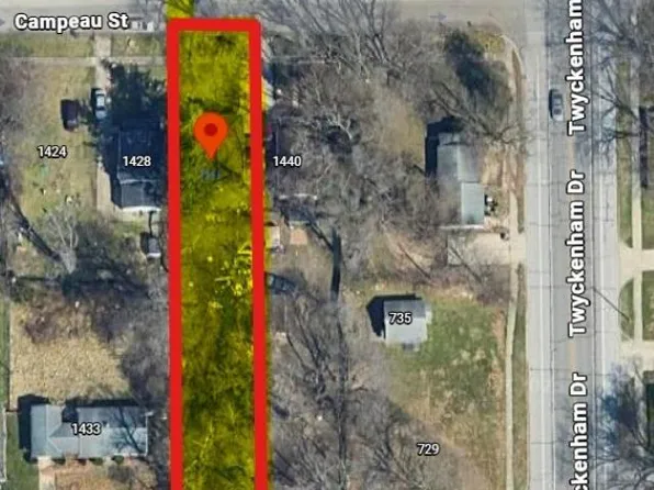 1430 Campeau St, South Bend, IN 46617