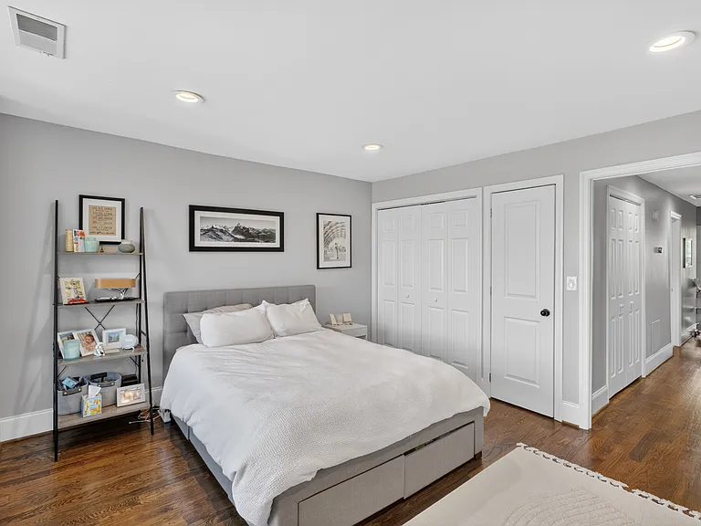 2233 1st St NW #A — Photo 35