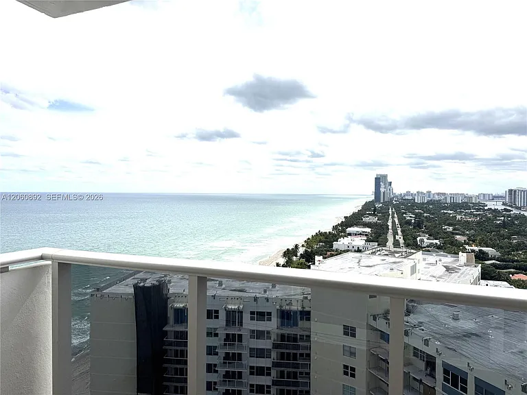 3140 S Ocean Dr #2403 — Photo 2
