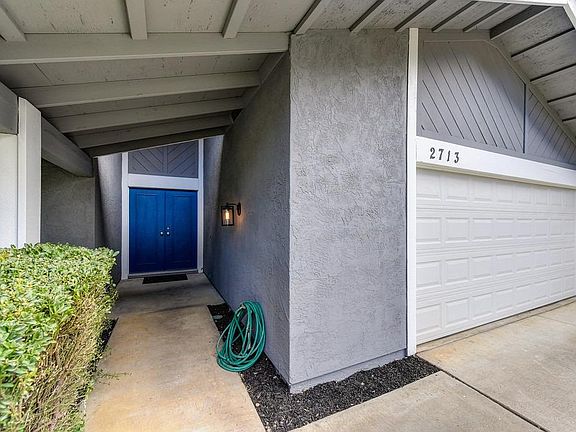 3rd image of 2713 Catania Way