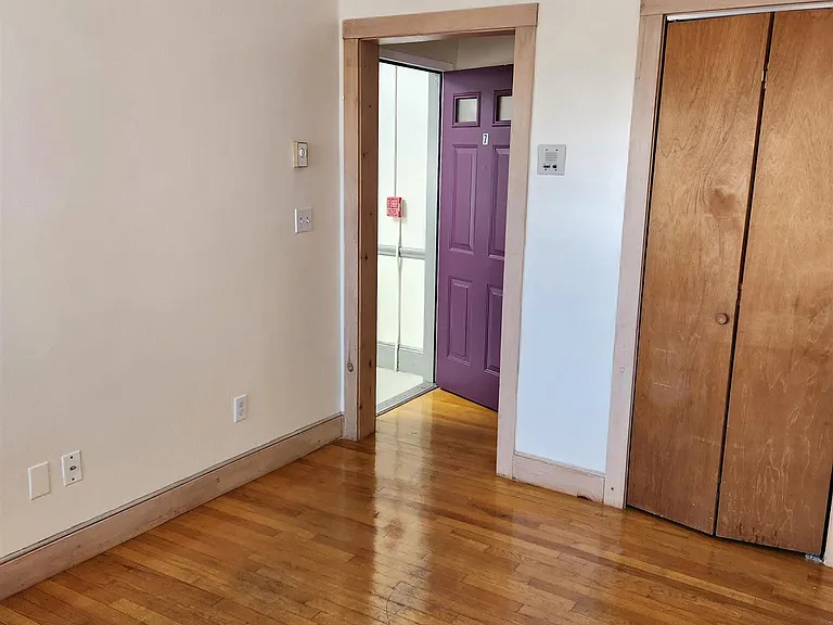 43 Ivaloo St #6 — Photo 11