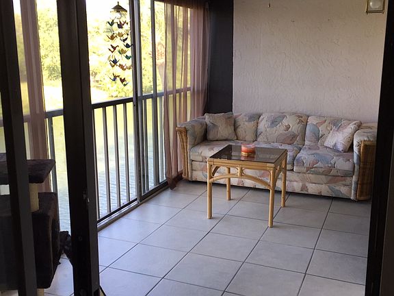 Upstairs Lanai