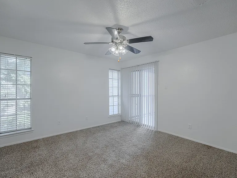 Ironhorse Flats- Bedroom