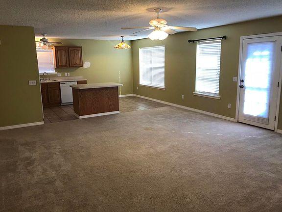 2nd image of 78 Mace Pl