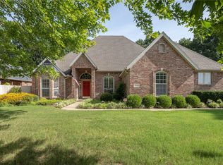 3186 E High Meadows Dr, Fayetteville, AR 72764