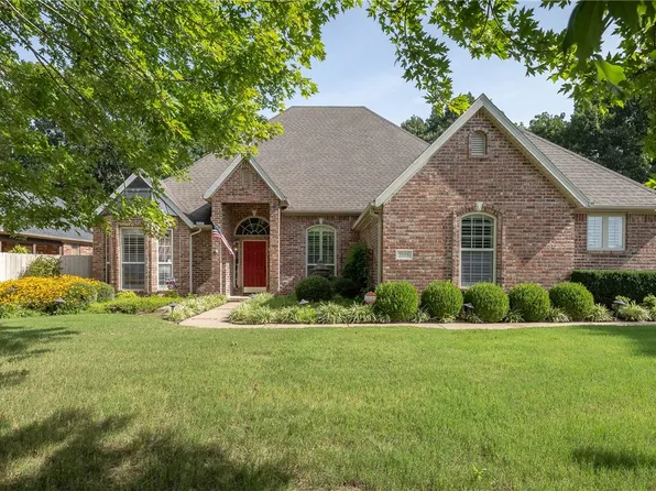 3186 E High Meadows Dr, Fayetteville, AR 72764