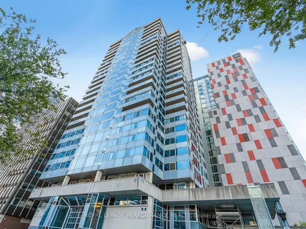 160 George St #1603, Ottawa, ON K1N 9M2