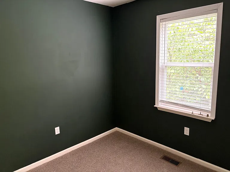 555 Upland St — Photo 23