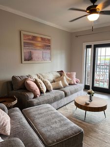 4306 Bayside Village Dr APT 102, Tampa, FL, 33615