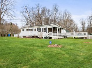 1731 Pioneer Rd, Shortsville, NY 14548