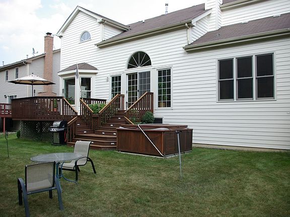 large deck and jacuzzi