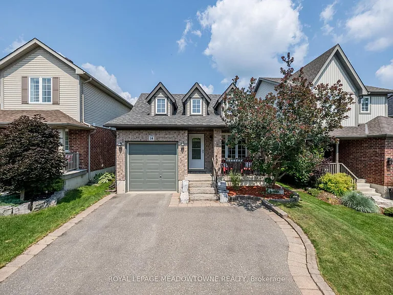 14 Costigan Ct — Photo 49