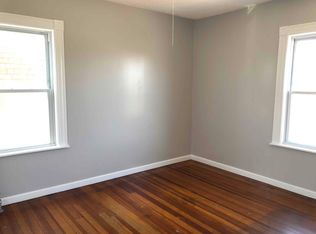 985 Middlesex St #2, Lowell, MA 01851