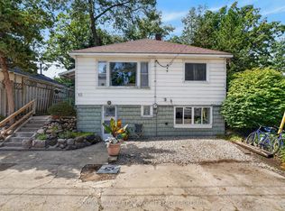13 Warwick Ave, Lambton Shores, ON N0M 1T0