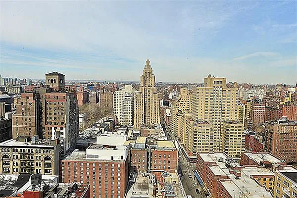 Sold by Sherwood Residential | media 11