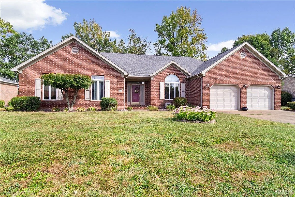 500 Bob Court Dr photo 1