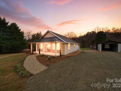 2027 Old Shelby Rd, Hickory, NC, 28602