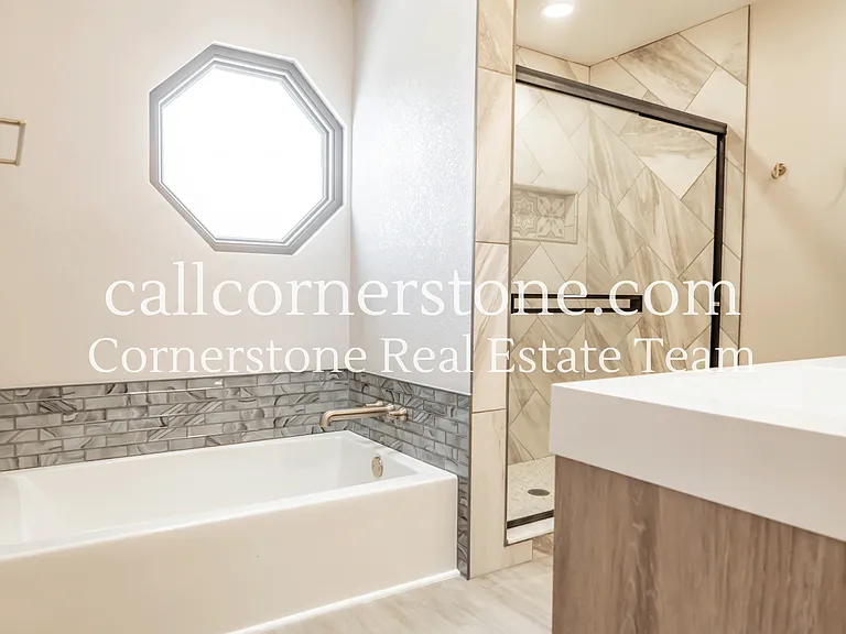 2695 Norwich Dr — Photo 20