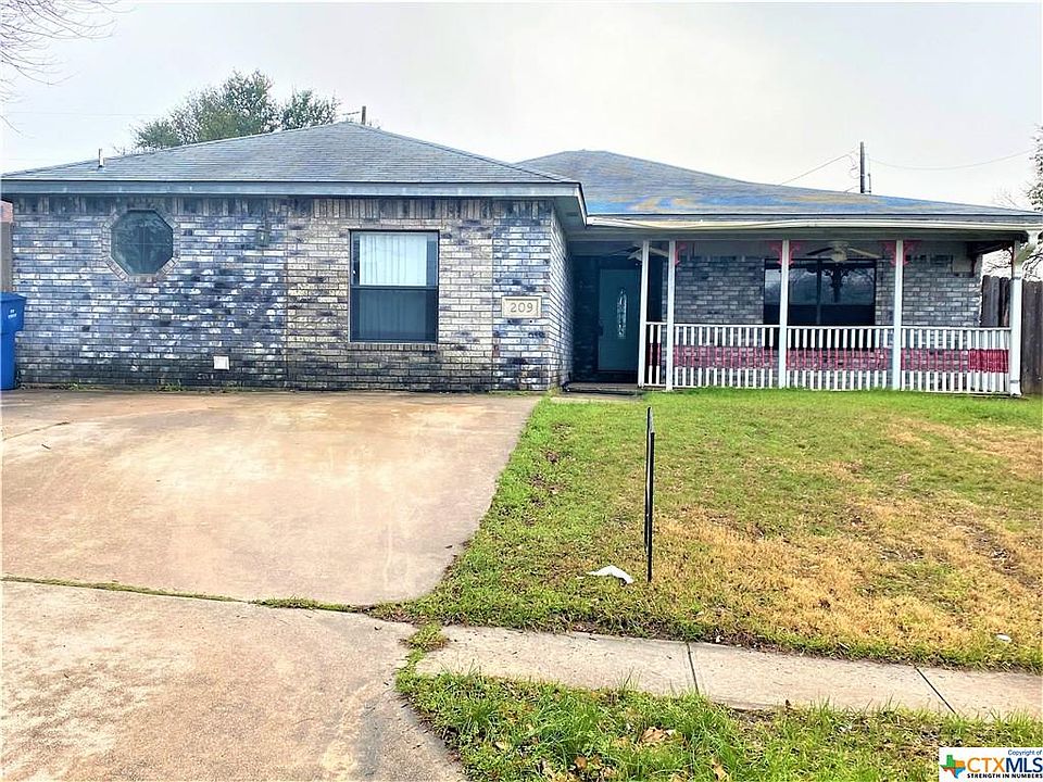 1st image of 209 Paula St