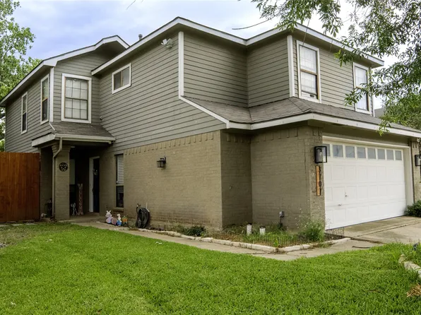 3707 Clover Hill Ln, Carrollton, TX 75007